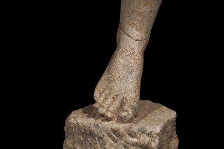 Outstanding Marble Life Size Right Leg of an Athlete