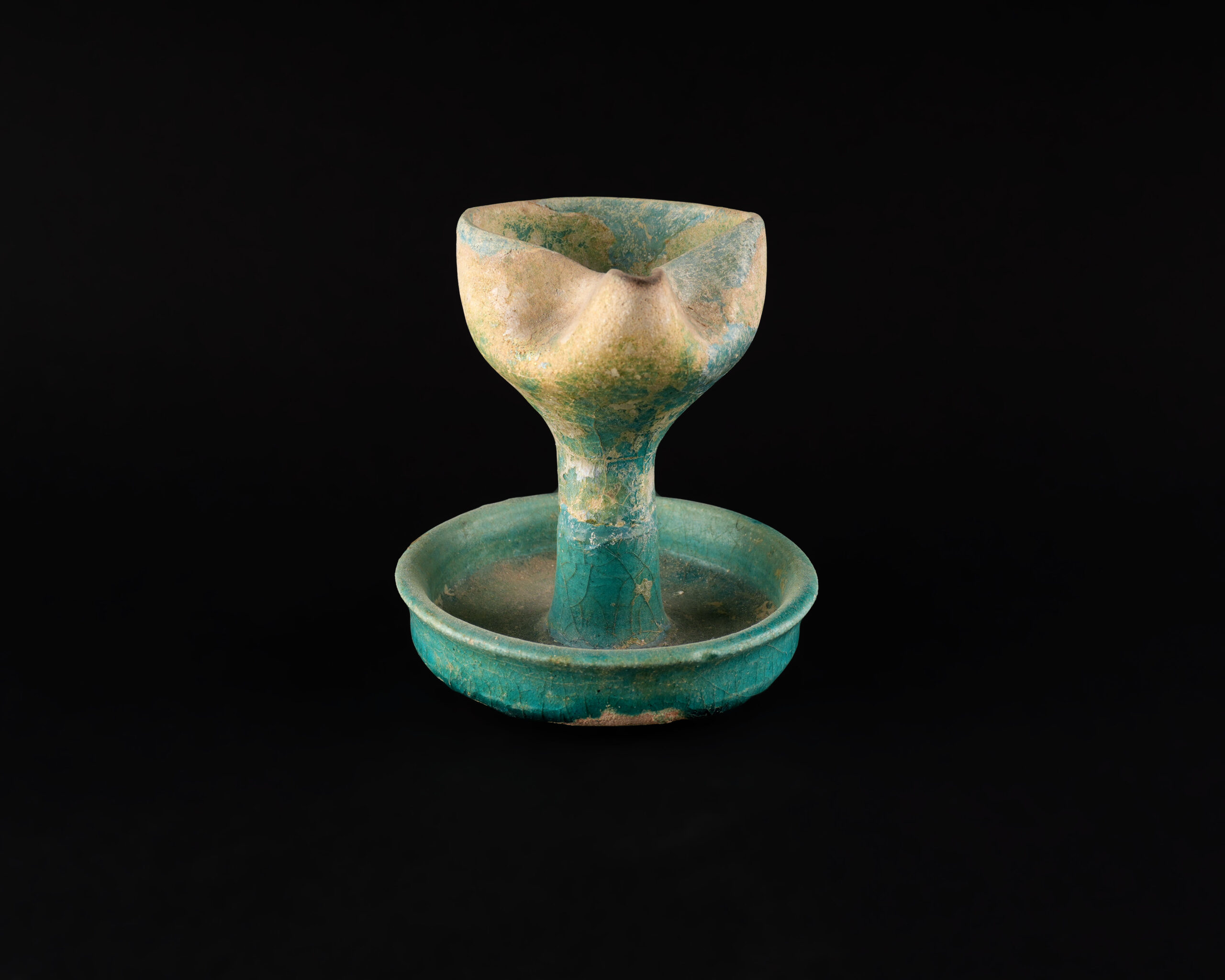 Late Roman Bronze Oil Lamp - Image 2