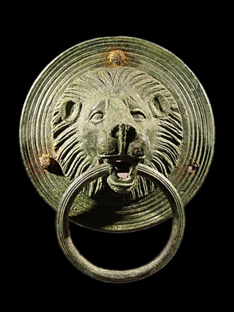 Bronze Handle in the Shape of a Lion’s Head