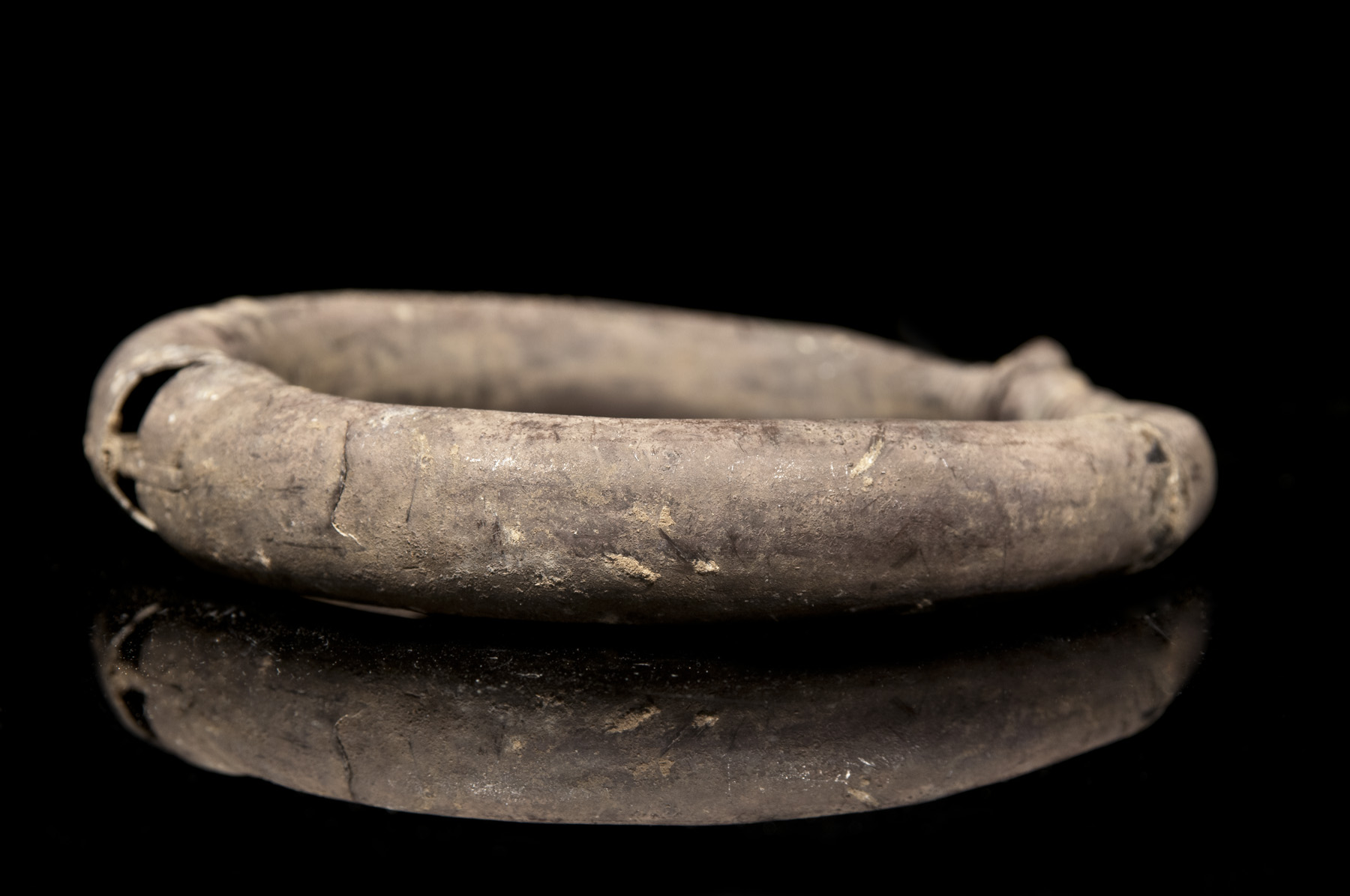 TWO PAIRS OF ISLAMIC FATIMID SILVER BRACELETS - Image 7