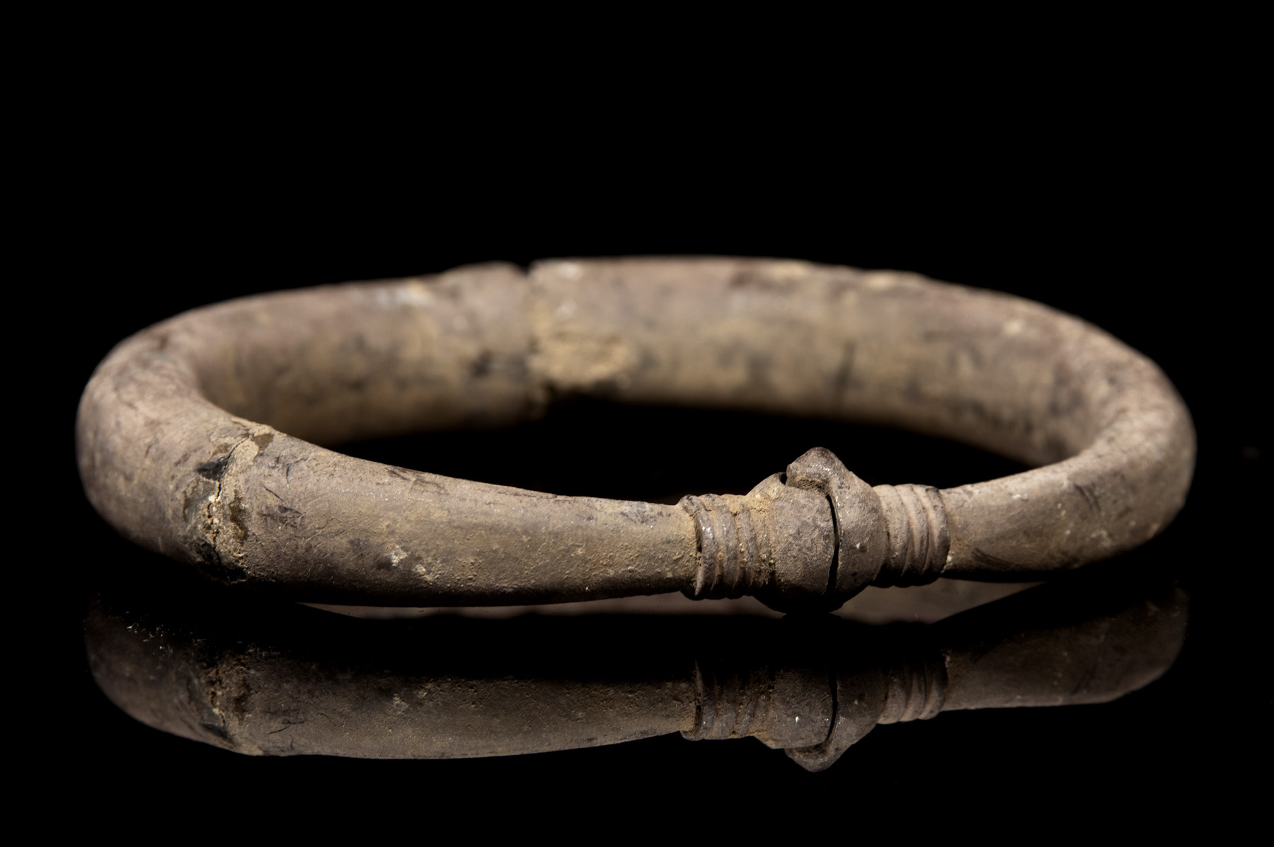TWO PAIRS OF ISLAMIC FATIMID SILVER BRACELETS - Image 6